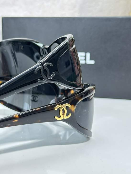 Picture of Chanel Sunglasses _SKUfw77894808fw